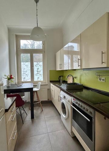 Dapur atau dapur kecil di FHS ApartHotel