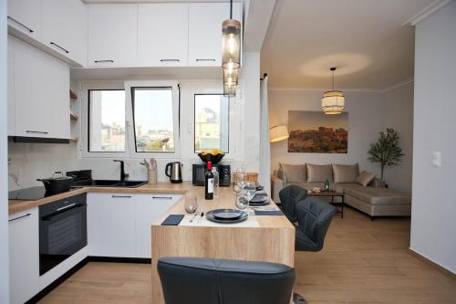 Two Bedroom Flat In Athens