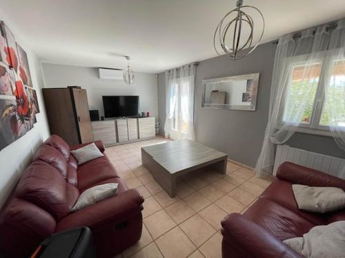 Villa in Vidauban with Pool & Vineyards Nearby, cleaning included