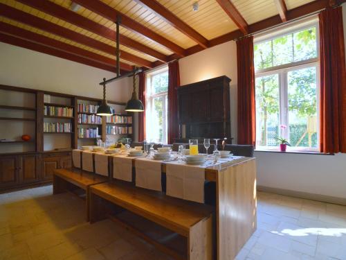Gambar di galeri bagi Countryside Villa with Games, cleaning included di Rekken