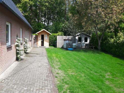 Gallery image of Kempen Comfort with Sauna & Tub, cleaning included in Vessem