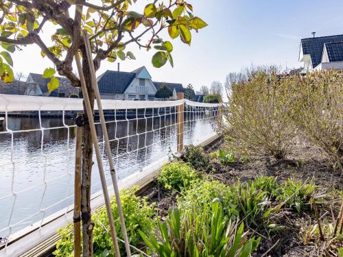 Gallery image of Holiday Home by Zuidlaardermeer Jetty, cleaning included in Kropswolde