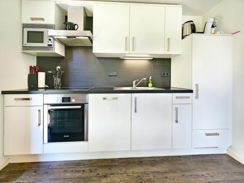 Imagen de la galería de Chalet in Reutum with Sauna and Nature, cleaning included, en Beekdorp