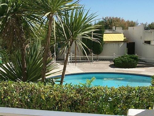 Appartement cosy avec piscine à deux pas de la plage - FR-1-328-270