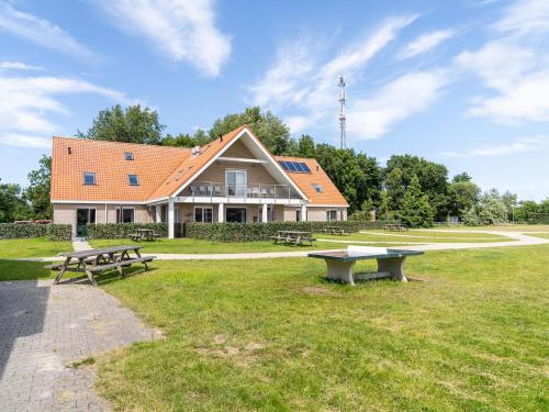 Gallery image of Group Apartment on Ameland by De Vleijen, cleaning included in Nes