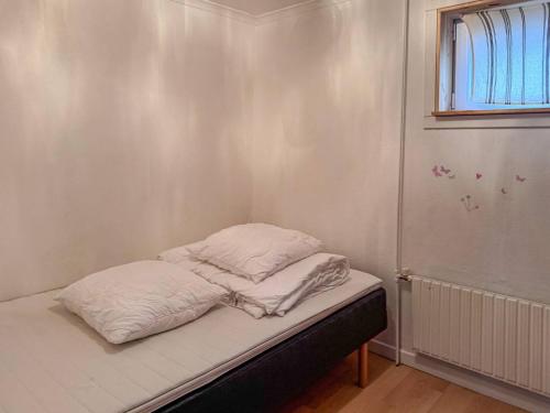 Katil atau katil-katil dalam bilik di Cozy Old House With Premium Views