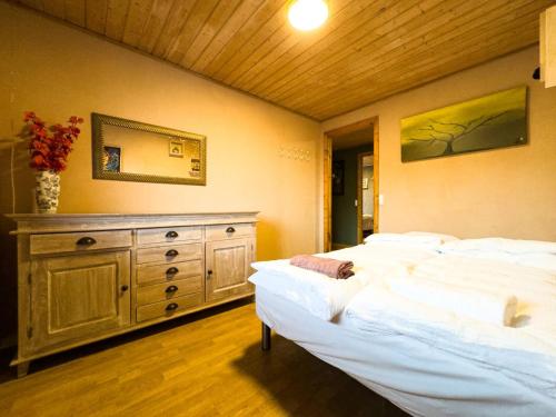 Ένα ή περισσότερα κρεβάτια σε δωμάτιο στο Cozy Home With Fantastic Views