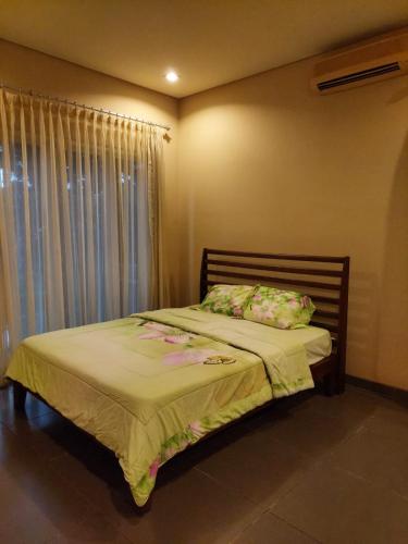 Φωτογραφία από το άλμπουμ του Villa Sentul City by Benchmark σε Citaringgul 1