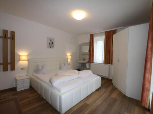 Posteľ alebo postele v izbe v ubytovaní holiday home Bergheim, Fügen
