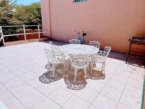 Μπαλκόνι ή βεράντα στο Apartamento 12 con dos camas , a 200 mts del vado del rio , cerca del centro de gobierno , internet de alta velocidad