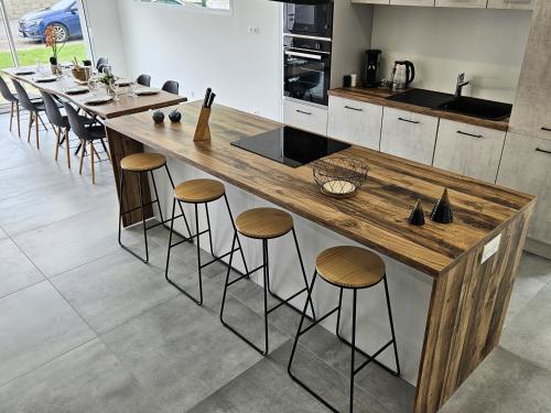 Kuchyň nebo kuchyňský kout v ubytování Comme A La Maison