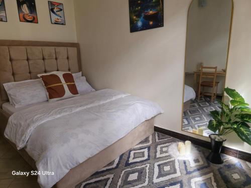 Dee's one bedroom apartment