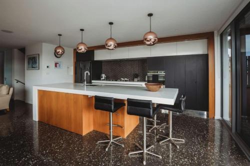 Φωτογραφία από το άλμπουμ του Desirable on Devon - award-winning luxury in CBD σε Νιου Πλύμουθ