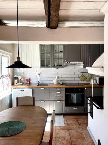 Cuina o zona de cuina de Old Town B&B Ida-Maria