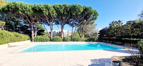 Bleues Marines studio piscine