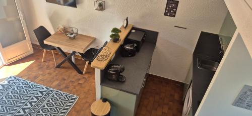 Green Village, Maison climatisée, 6 pers, piscine, wifi, garage, terrasse