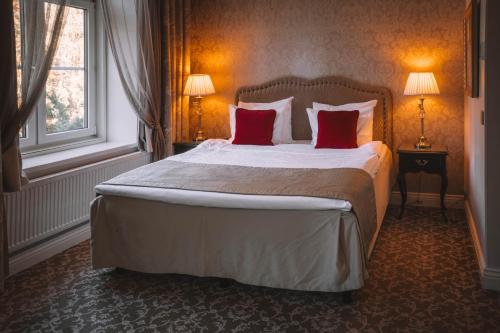 Postel nebo postele na pokoji v ubytování Hotel Haikko Manor & Spa