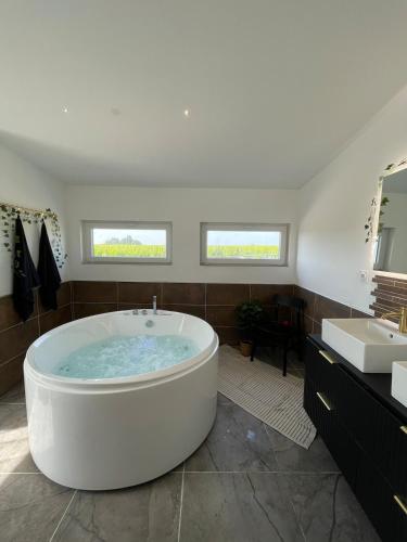 Bulles & Vignes - SPA Balnéo