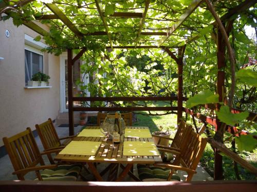 Apartment in Zamardi - Balaton 20369