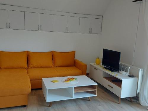 Μια τηλεόραση ή/και κέντρο ψυχαγωγίας στο Harmony Home