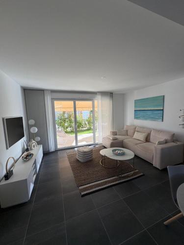 Photo de la galerie de l'établissement Casa Areka T3 rez de jardin standing, proche plage, à Fréjus