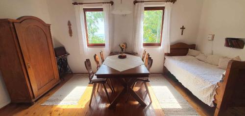Letto o letti in una camera di Holiday home Cserszegtomaj - Balaton 38183