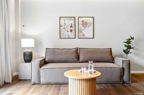 Χώρος καθιστικού στο Midtown Home