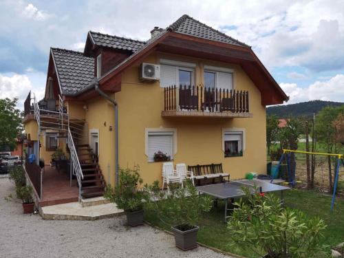 Apartment Balatongyorok 1