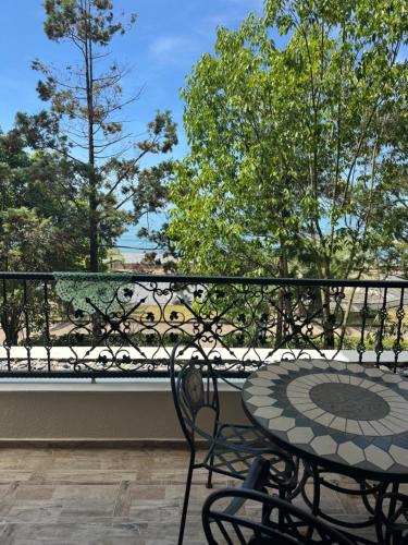 Φωτογραφία από το άλμπουμ του Luxury Apartment in Dreamland Oasis σε Chakvi