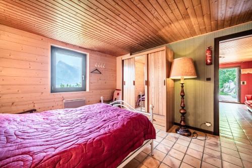 Ένα ή περισσότερα κρεβάτια σε δωμάτιο στο Chalet la Bartavelle - Morillon