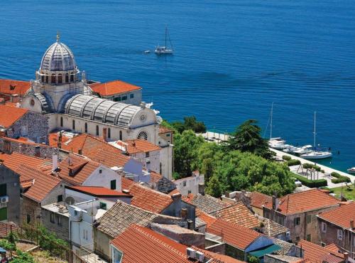 Villa Maria with Outdoor Pool