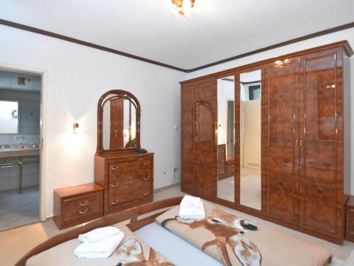 Imagen de la galería de Luxurious Apartment in Jägersgrün with Saunas, en Jägersgrün