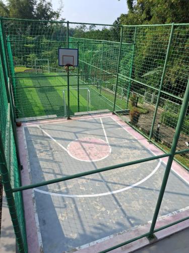 Tenis dan/atau kemudahan skuasy di Grand Aleena Villa with private pool VL- 2 atau berdekatan