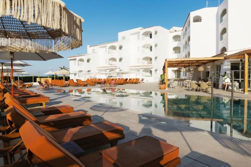 Caramelo Marina Calan Bosch - Adults Only