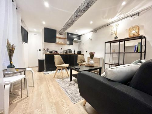 B OT Le Cocon de la Prefecture - Old Town