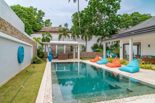 3br Tropical Villa Roxolana Perfect For Familiesの敷地内または近くにあるプール