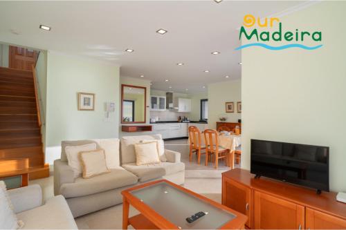 OurMadeira - Amaro Sol