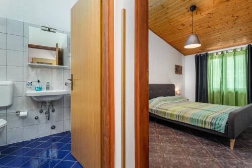 Koupelna v ubytování Ohana Lodge
