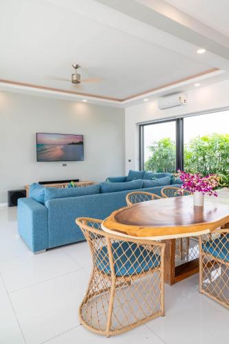 3br Tropical Villa Roxolana Perfect For Familiesにあるシーティングエリア
