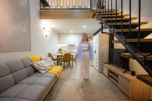 Vayas Residences - Agora