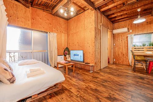 Screamer 2 Hostel