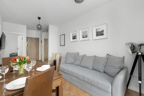 Rewal Cozy Apartment with Parking, Gym, Spa & Pool close to the Beach by Noclegi Renters