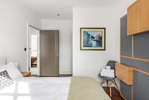 Two bedroom loft in central Bristol photo 5