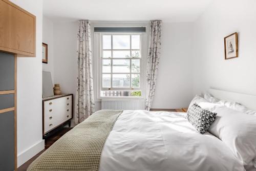 Two bedroom loft in central Bristol photo 6