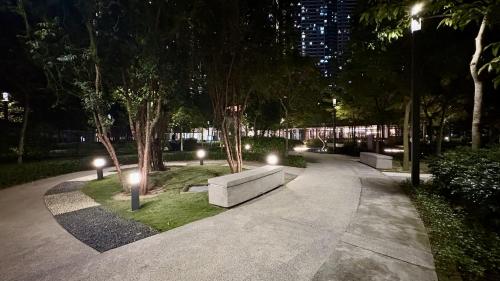 Κήπος έξω από το M Vertica Residence in KL