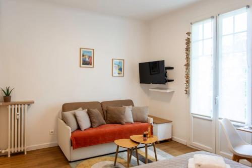 Studio Blvd Carnot 10 min Palais Festivals - Balcony & AC