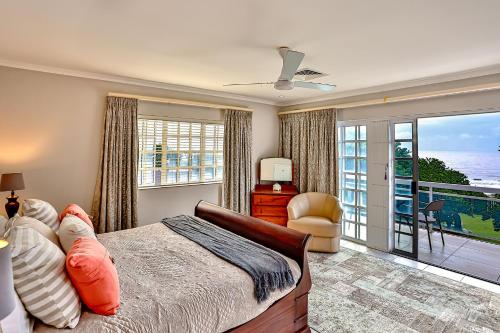 Postel nebo postele na pokoji v ubytování Cockleshell 6