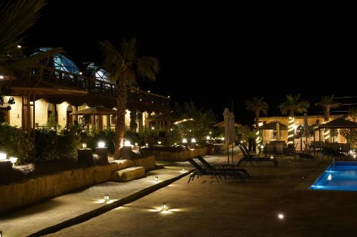Bazén v ubytování Petra Seasons luxury Resort nebo v jeho okolí