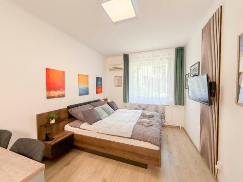 VH25 Victor Apartment