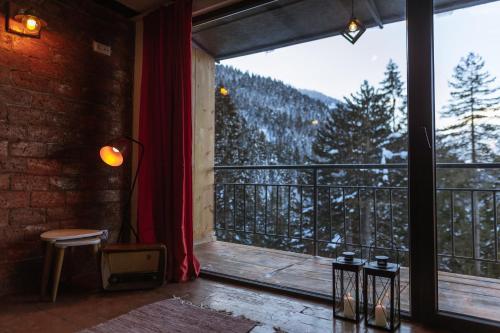 Fotografie z fotogalerie ubytování Guri i Kuq Hotel & Vila v destinaci Peje